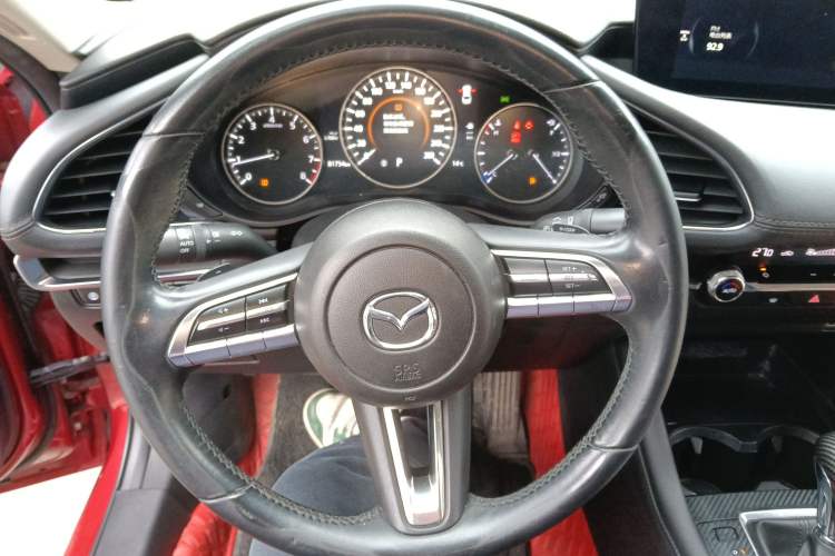 Used Mazda 3 Axela 2021 2.0L Automatic Zhiya Edition Steering Wheel