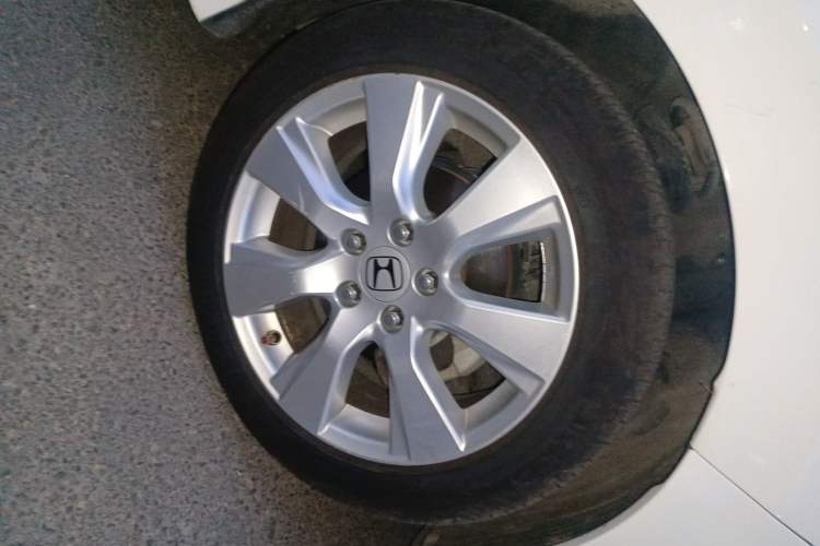 Used Honda Jade 2014 1.8L CVT Luxury Edition 5 seats