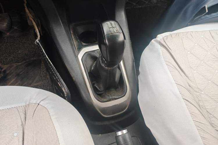 Used Peugeot 301 2016 1.6L Manual Happiness Edition