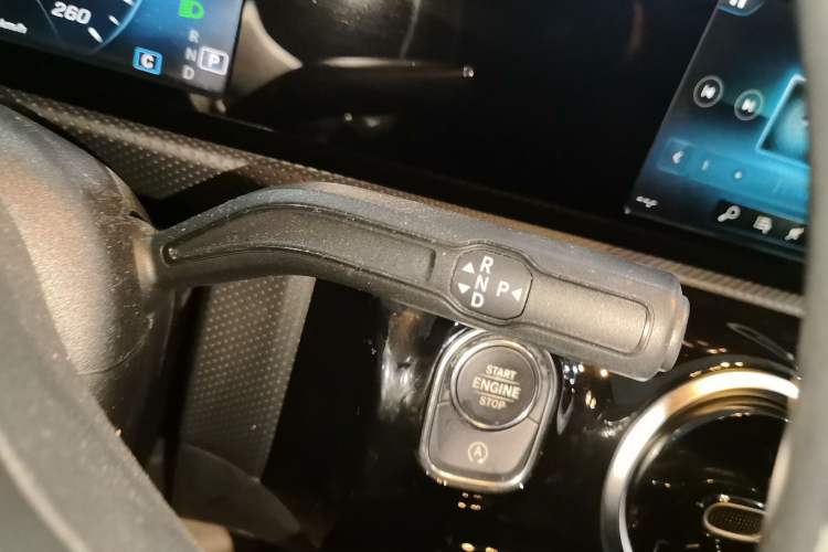 Used Mercedes-Benz A-Class 2020 A 180 L Sport Sedan Gear Lever