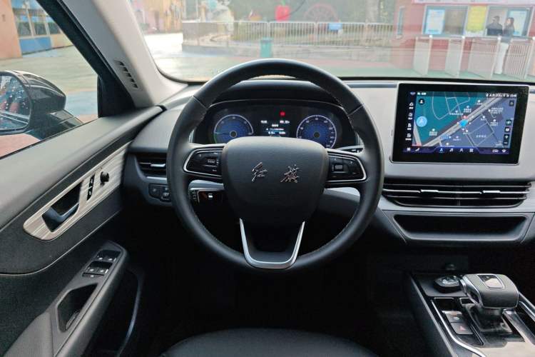 Used Hongqi E-QM5 2024 500km Range Edition
