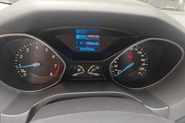 Used Ford Focus 2015 Hatchback 1.6L Automatic Fashion Edition