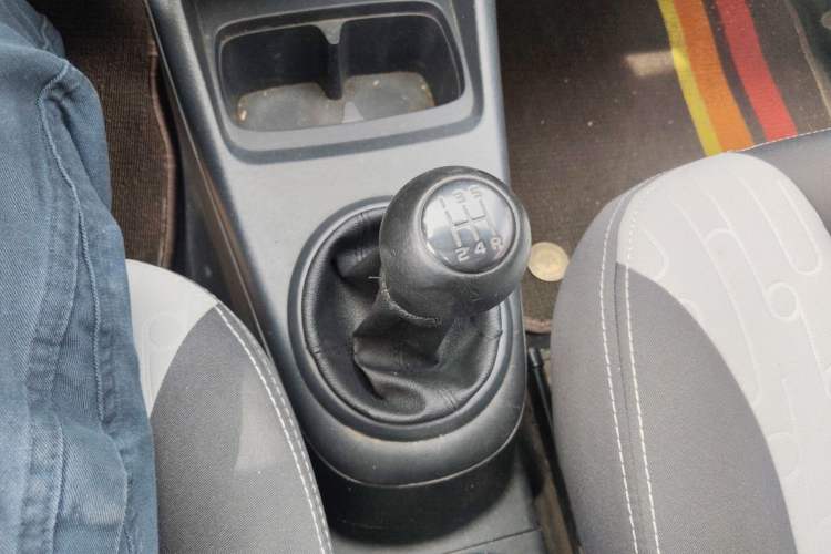 Used Suzuki Alto 2013 1.0L Manual Luxury Model
