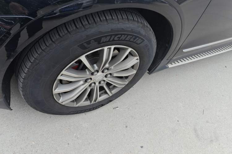 Used Cadillac XT5 2018 25T Luxury Model