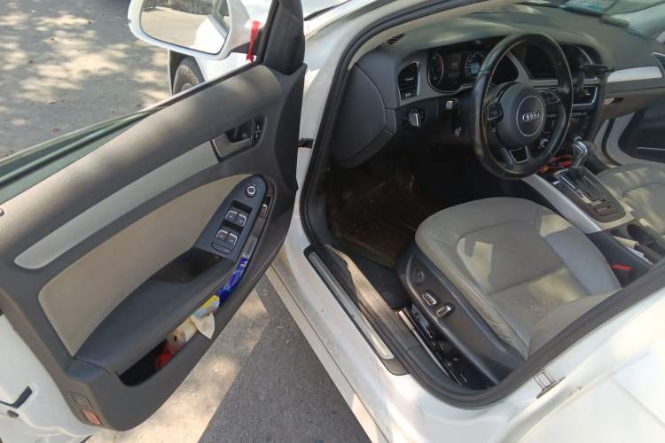 Used Audi A4L 2013 35 TFSI Automatic Standard Model
