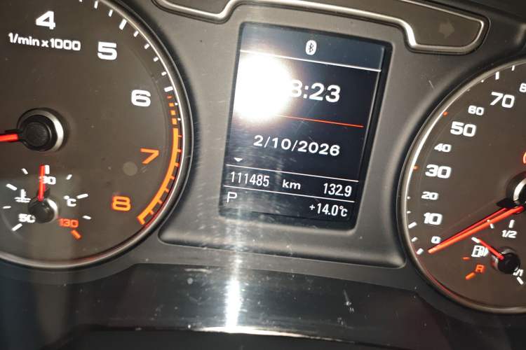 Used Audi Q3 2015 35 TFSI quattro Technology Edition Odometer Close Up