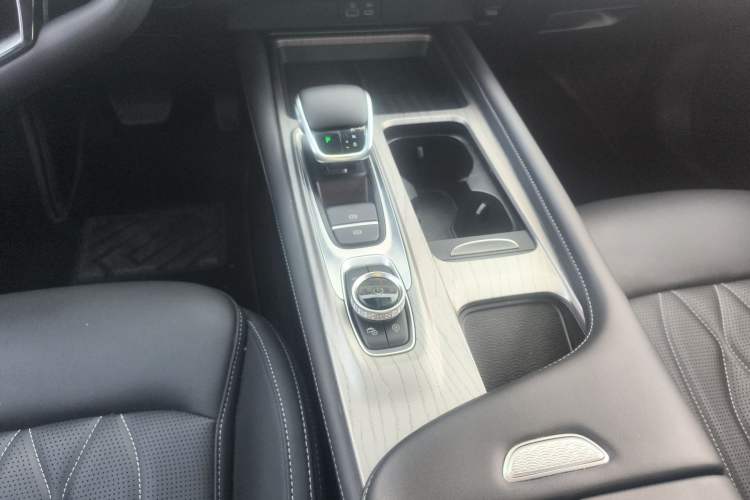 Used Chery Arrizo 8 2025 1.6T DCT Rui Gear Lever