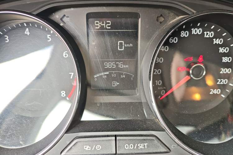 Used Volkswagen Lavida 2015 1.6L Manual Comfort Edition