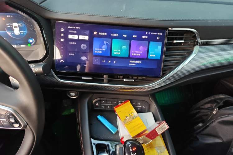 Used Haval F7 2021 2.0T Two-Wheel Drive i-Van Audio And AC Panel