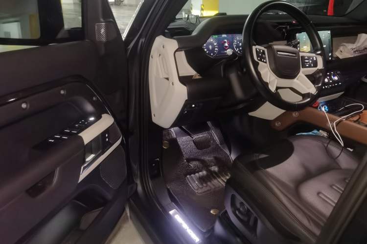 Used Land Rover Defender 2022 110 P400 X-DYNAMIC HSE
