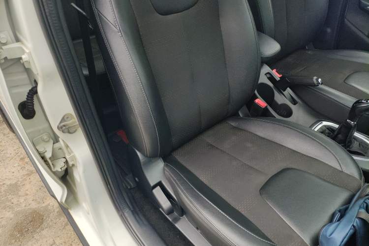 Used Chery Tiggo 3X 2018 1.5L Manual Elite Edition Right Front Seat