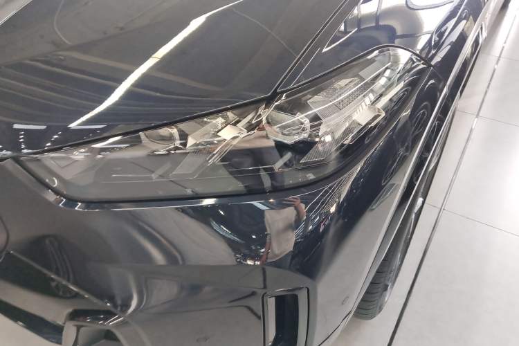 Used BMW X5 2023 xDrive 30Li Luxury M Sport Night Edition Package
