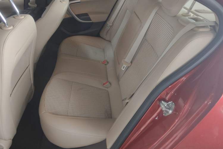 Used Buick Regal 2014 2.0L Leading Fashion Edition Left Rear Seat