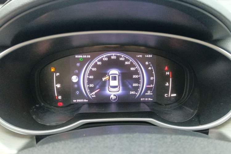 Used Geely Auto Emgrand X7 Sport 2018 1.8TD Automatic Two-Wheel Drive Smart Connect 4G Internet Edition