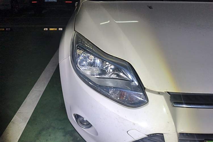 Used Ford Focus 2012 Sedan 1.6L Automatic Fashion Edition