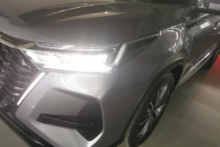 Used Chery Tiggo 8 PRO 2024 Champion Edition 290T Two-Wheel Drive Shining Version 5 Seats
