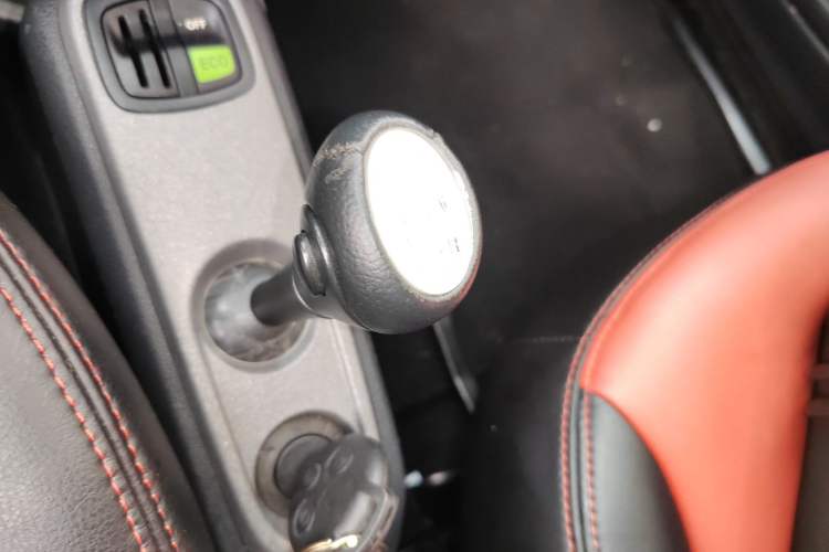Used smart fortwo 2012 1.0 MHD Hardtop Standard Edition Gear Lever