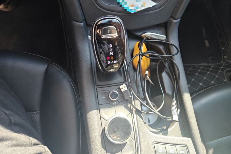 Used Cadillac XT6 2022 2.0T Six-Seater Four-Wheel Drive Luxury Version
