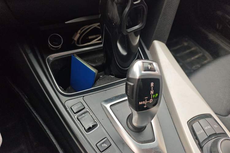 Used BMW 3 Series 2015 320Li Fashion Model Gear Lever