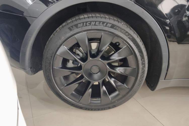 Used Tesla Model Y 2022 Rear-Wheel-Drive Version
