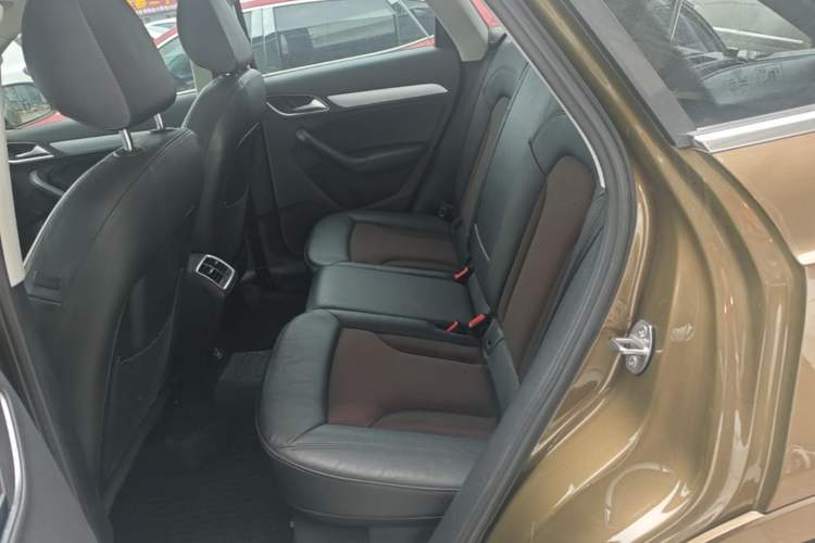 Used Audi Q3 2018 30th Anniversary Edition 30 TFSI Fashion Model Left Rear Seat