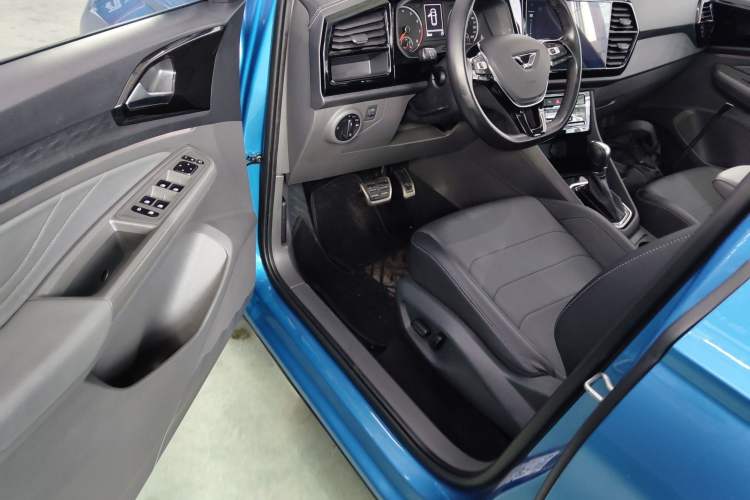 Used Jetta VS7 2020 1.4T Automatic Glory Edition Driver Seat