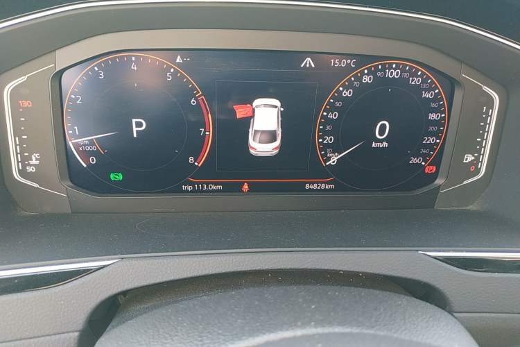 Used Volkswagen FAW-Volkswagen CC 2020 330TSI Glamour Edition China VI Standard Odometer Close Up