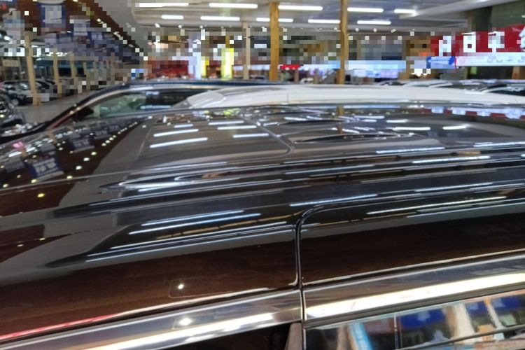 Used VOYAH Dream 2025 PHEV Four-Wheel-Drive Flagship Kunpeng Edition
