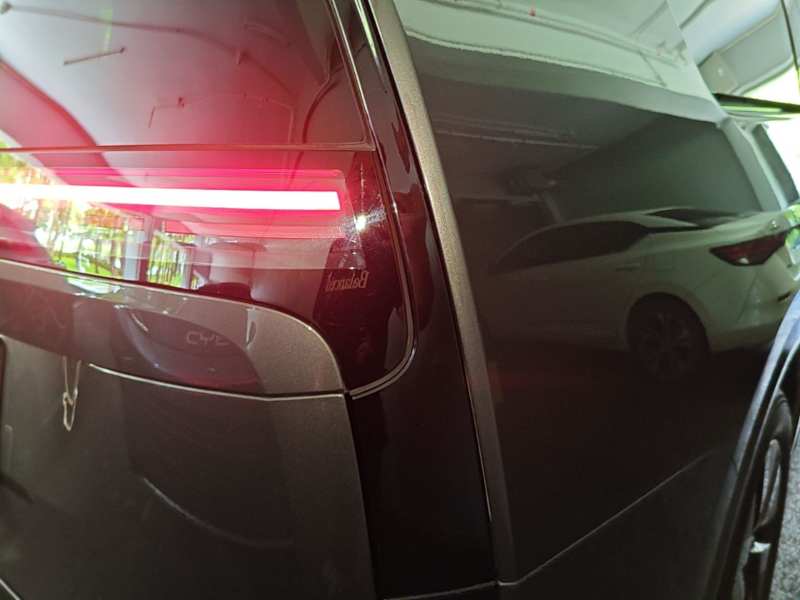 Used Li Auto MEGA 2025 Home Family Special Edition — 7