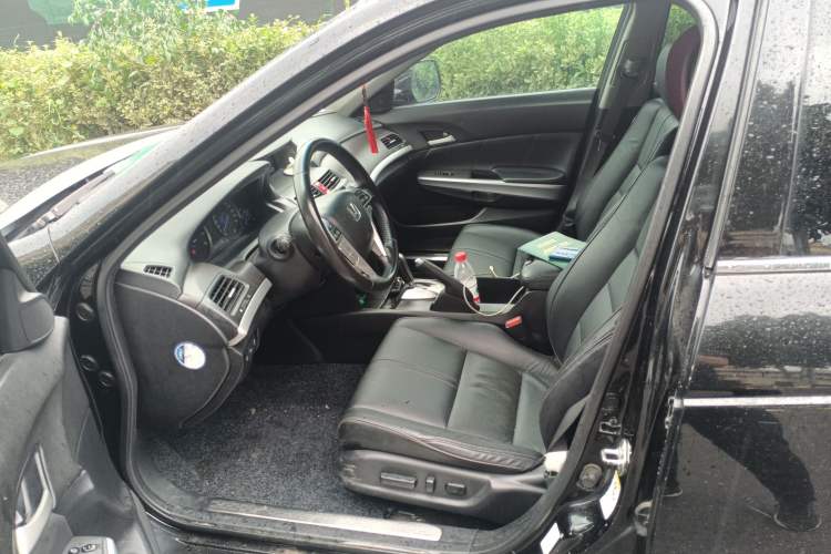 Used Honda Crosstour 2012 2.4L Luxury Edition
