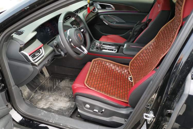 Used Hongqi H6 2025 2.0T ZhiShang Version
