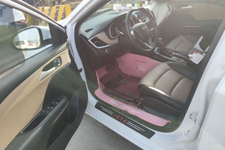 Used Chevrolet Monza 2021 320 Automatic Enjoyment Sunroof Edition Driver Seat