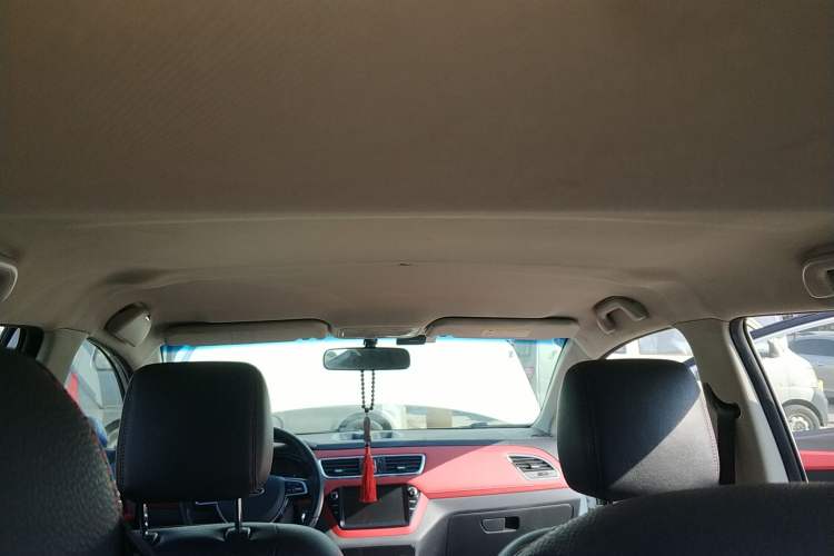 Used JAC iEV7S 2017 ZhiZun Model