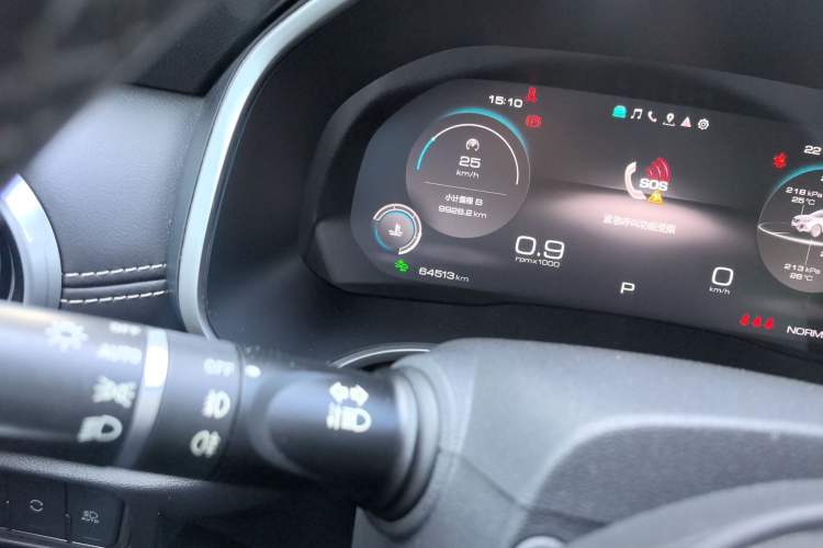 Used Wey VV6 2020 2.0T Two-Wheel Drive Smart Enjoyment+