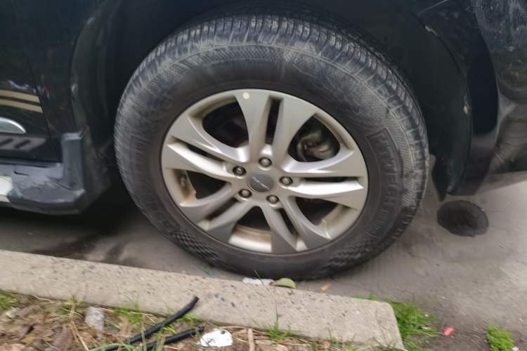 Used Haval H6 2016 Upgraded Model 1.5T Manual Two-Wheel Drive Elite Version
