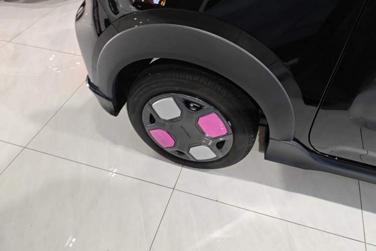 Used Geely Galaxy Panda 2025 210km Panda Kart Right Rear Wheel Hub