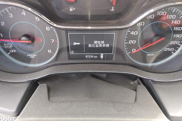 Used Chevrolet Cruze 2017 1.5L Manual Pioneer Edition
