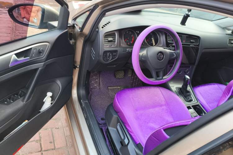 Used Volkswagen Golf 2015 1.6L Automatic Fashion Model