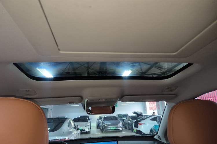 Used Leapmotor C16 2024 Range-Extended 200 Luxury Edition