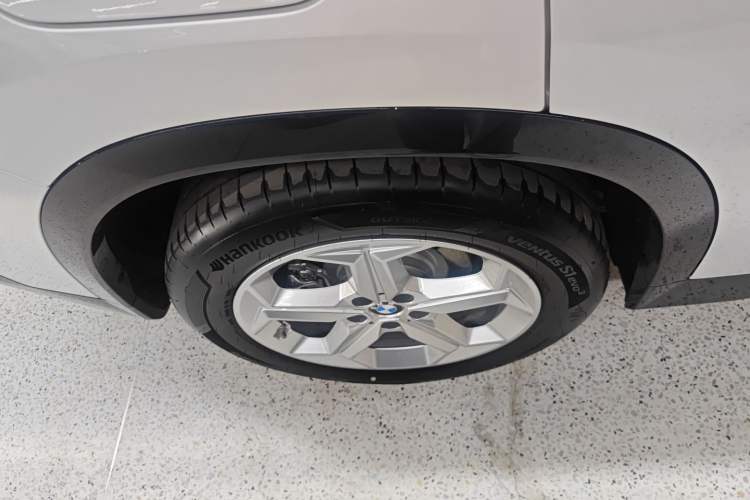 Used BMW iX1 2026 Model, eDrive25L X Design Package Right Rear Wheel Hub