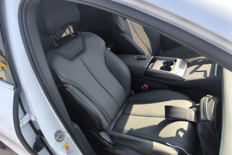 Used BYD Qin L 2025 EV 545KM Beyond Version
