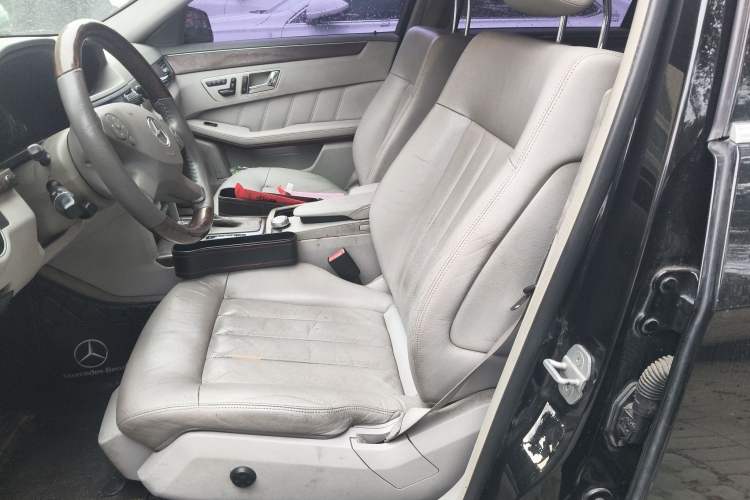 Used Mercedes-Benz E-Class 2010 E 200 CGI Elegant Model