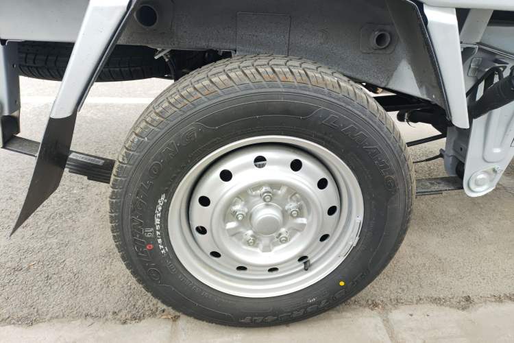 Used Wuling Rongguang Small Truck 2023 1.5L Single-Row LAR