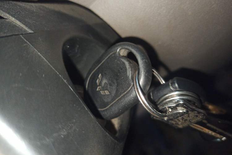 Used Wuling Hongguang 2013 1.5L Standard Version
