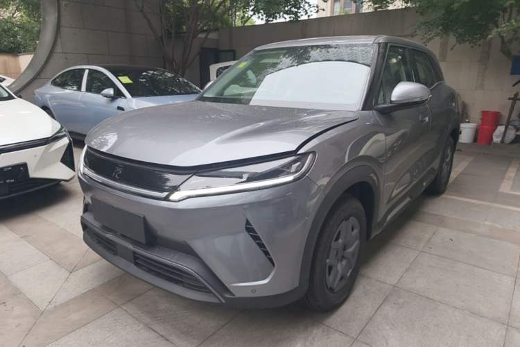 Used BYD Yuan UP 2025 Model 301KM Leading Version