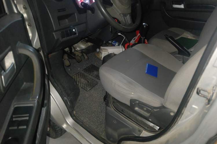 Used Dongfeng Xiaokang K05S 2016 1.2L Practical Version DK12-10 Driver Seat