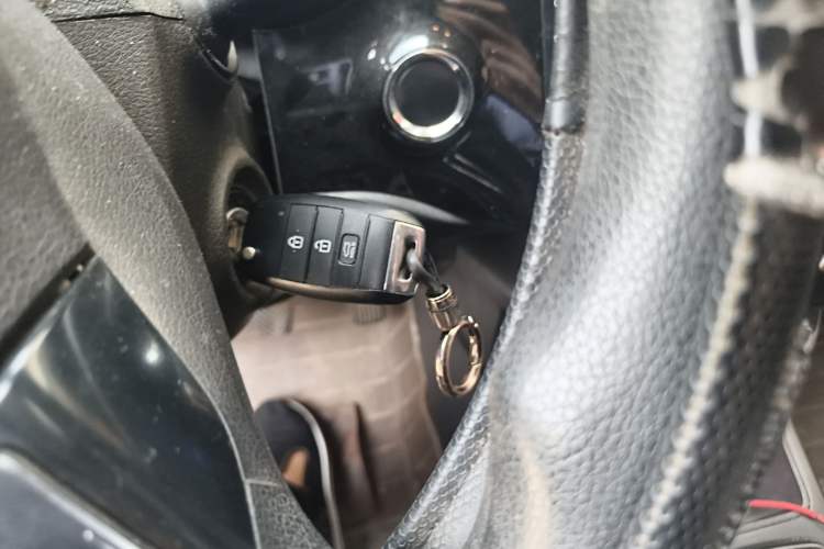 Used Kia K2 2017 Sedan 1.4L Manual Transmission GL
