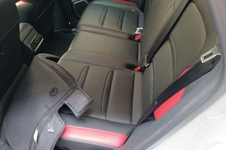 Used Venucia T60 2018 1.6L CVT Smart Edition China V Standard
