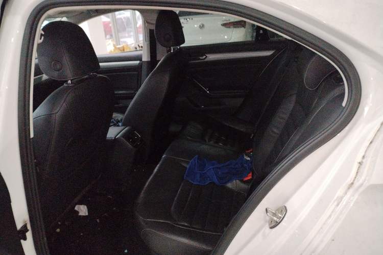 Used Volkswagen Lamando 2018 280TSI DSG Comfort Edition
