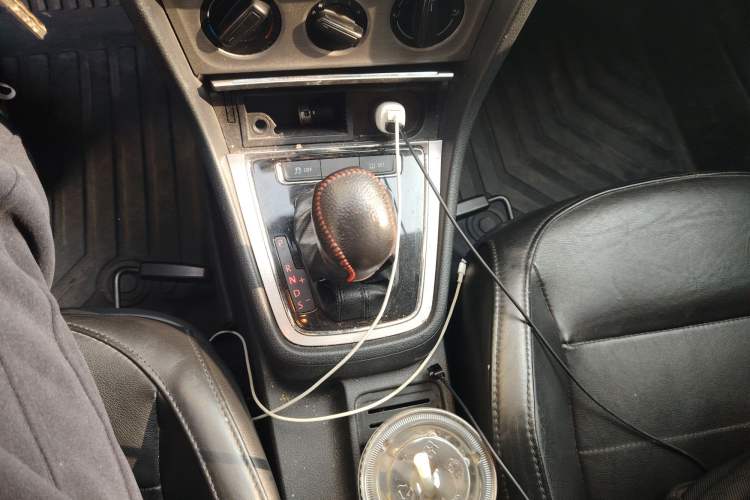 Used Volkswagen Lavida 2013 Restyled Classic 1.6L Automatic Comfort Edition
